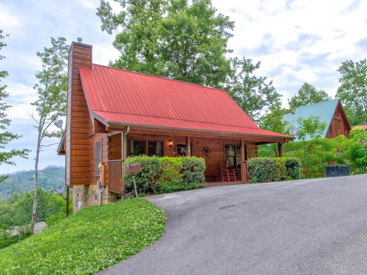 Bear Tracks, 2 Bedrooms, Hot Tub, Fireplace, Wifi, Jetted Tub, Sleeps 6 Gatlinburg Ngoại thất bức ảnh